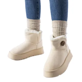 Beige insulated snow boots with a Ronco button