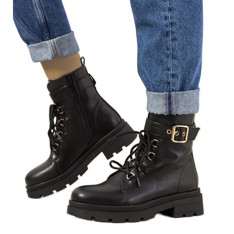 Black insulated boots from Adomo