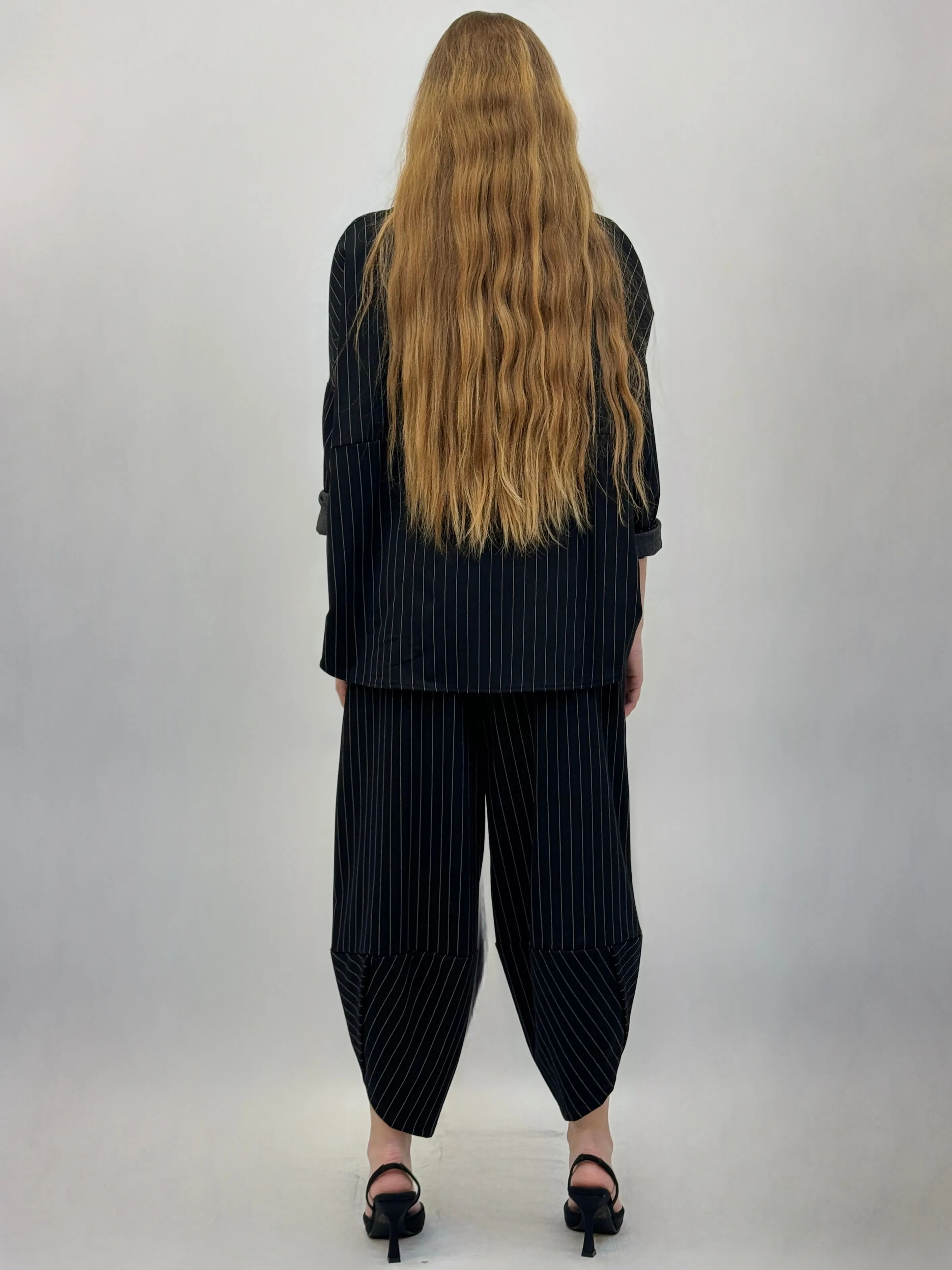 Tuta maglia e pantaloni comodi